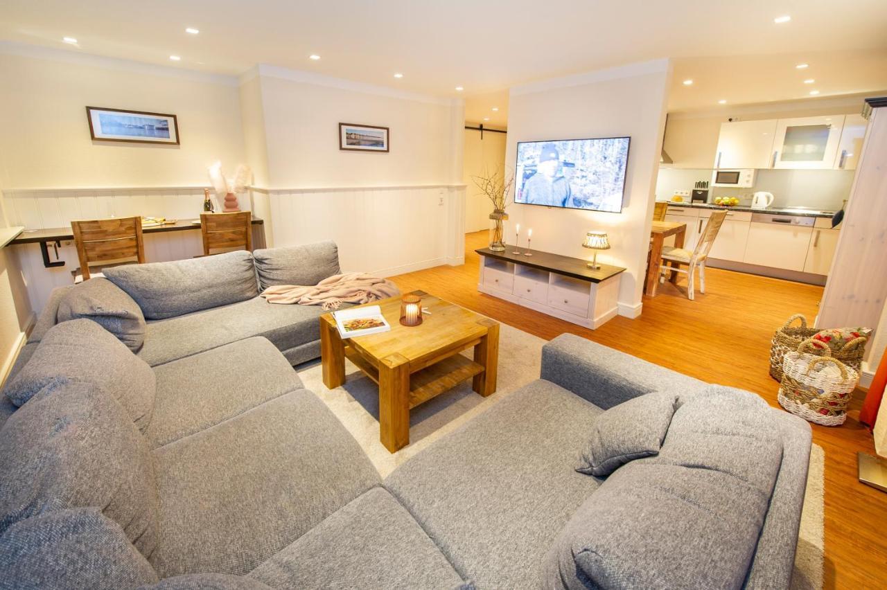 Familienhaus Feuerstein Apartment วังเกร์โอเกอ ภายนอก รูปภาพ