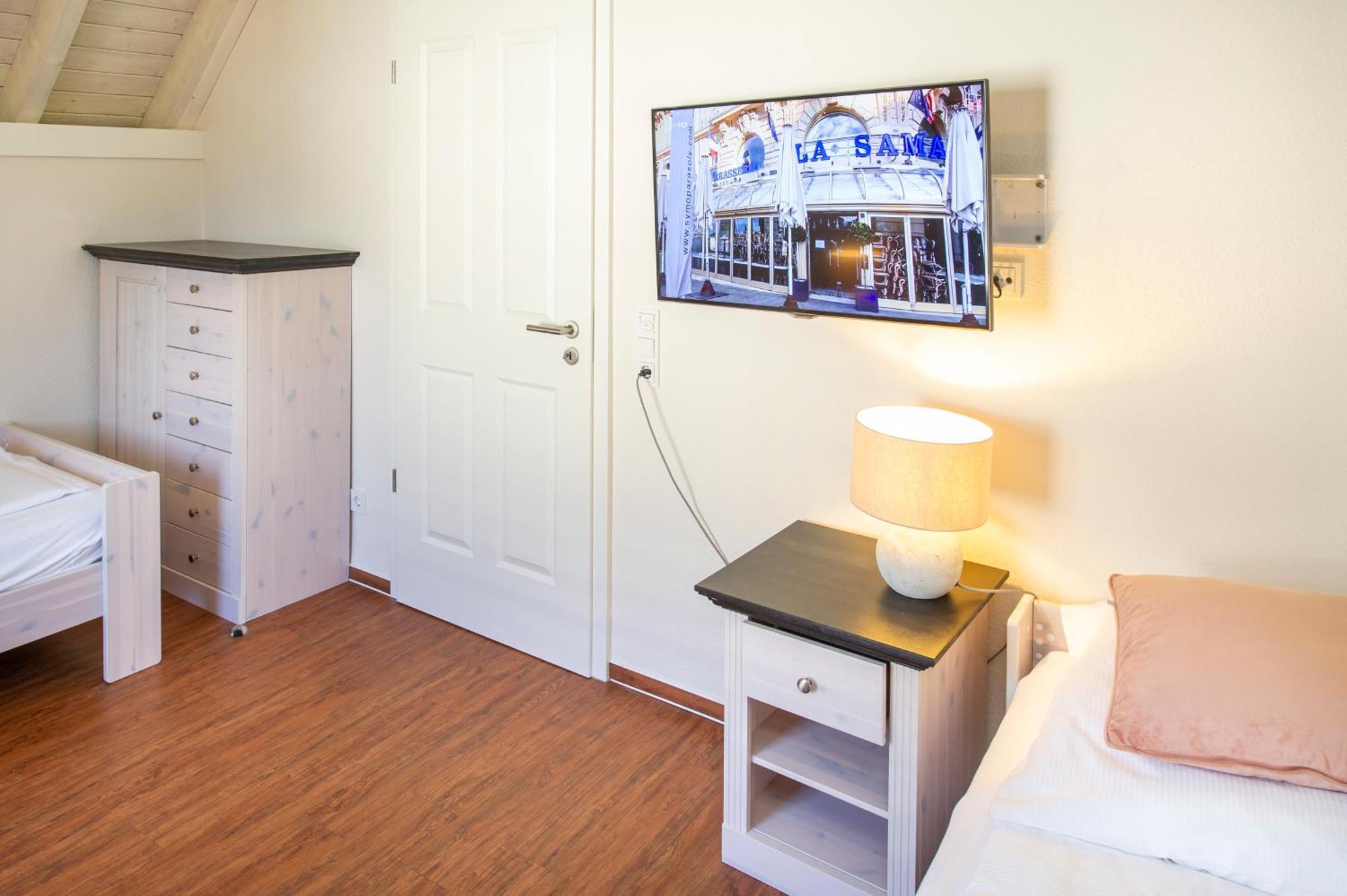 Familienhaus Feuerstein Apartment วังเกร์โอเกอ ห้อง รูปภาพ